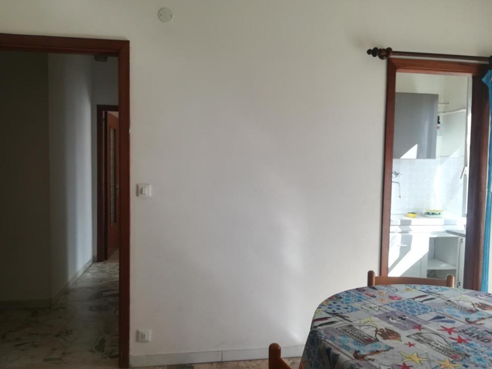 Residence Villa Carmen Fronte Mare A 50 Mt Pietra Ligure Exterior foto
